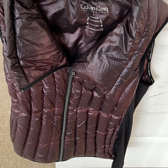 Calvin Klein vest large with pockets me zippers - Picture 7 of 7